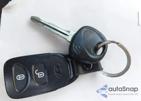 2010 Hyundai Santa Fe from USA, damaged, VIN 5NM5G3AB3AH399946